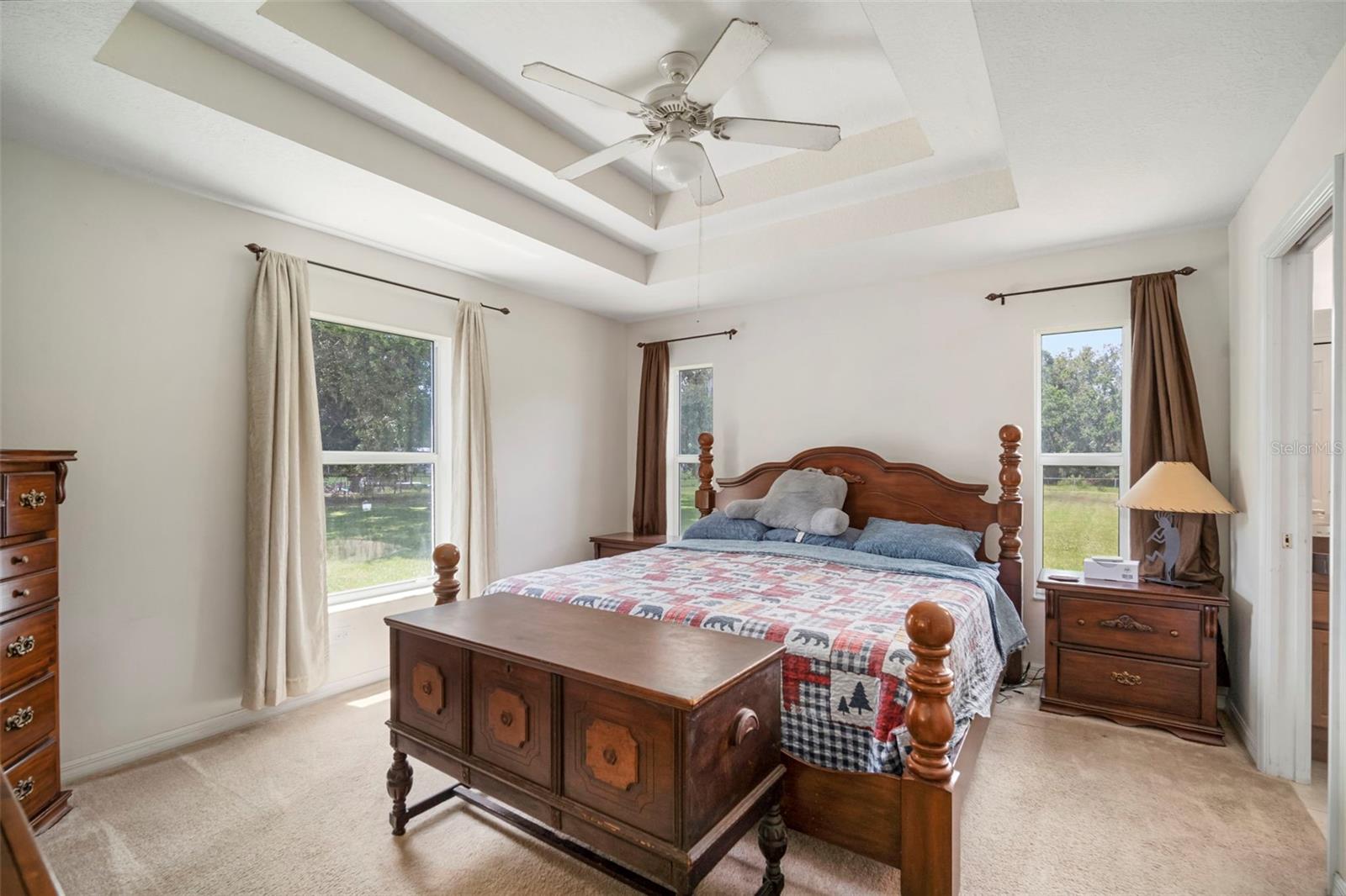 Listing photo id 23 for 12204 Begin Drive