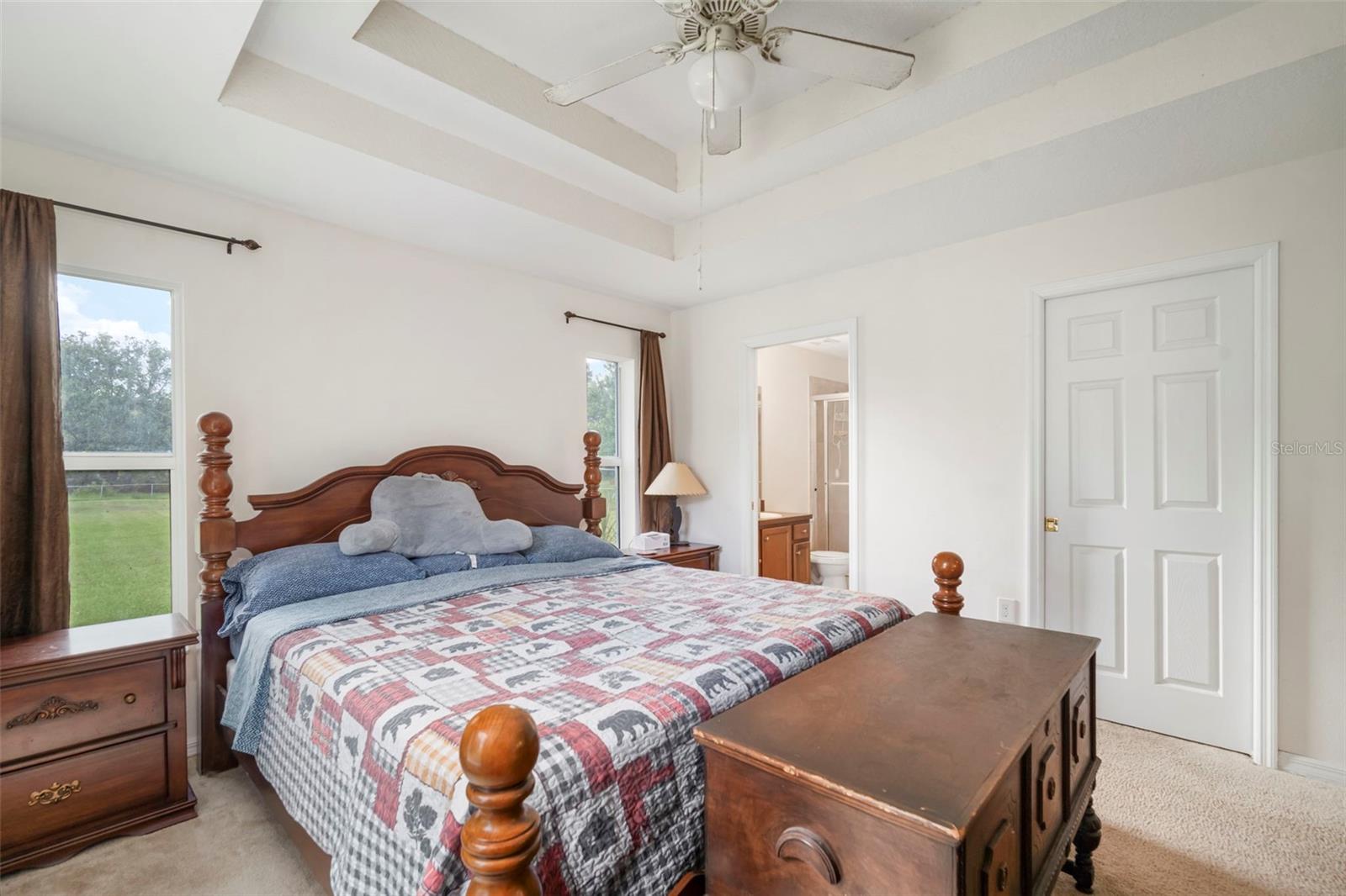 Listing photo id 24 for 12204 Begin Drive