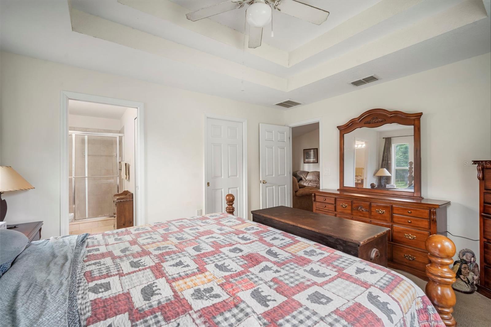 Listing photo id 25 for 12204 Begin Drive