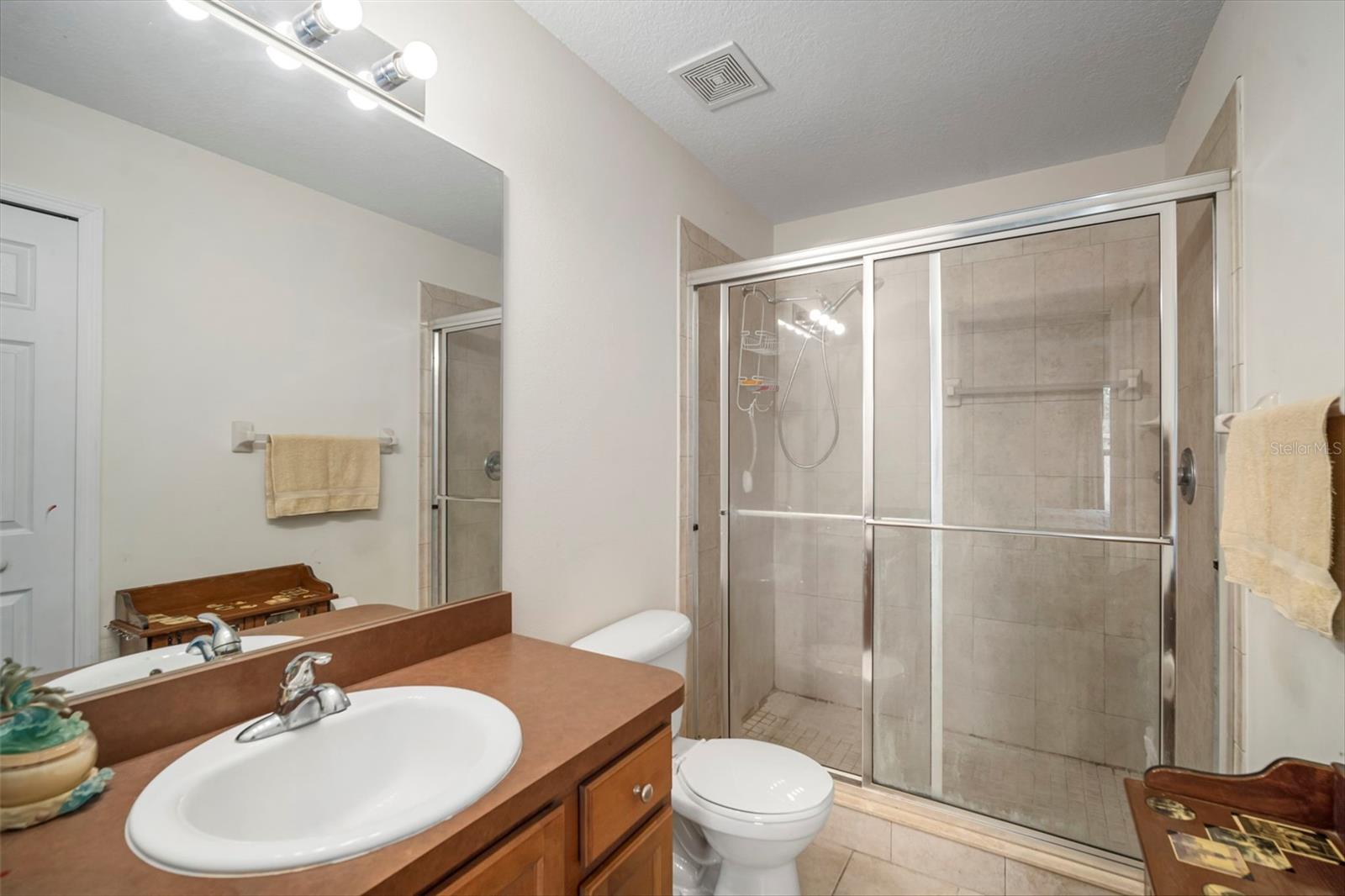 Listing photo id 27 for 12204 Begin Drive