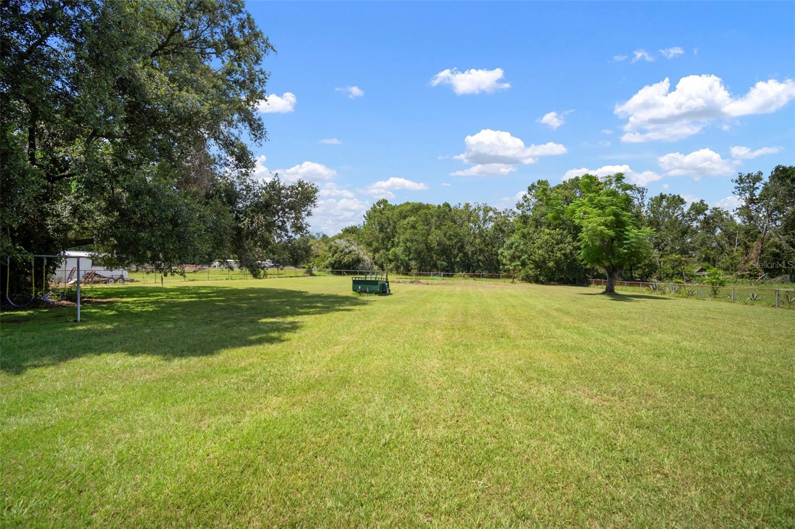Listing photo id 48 for 12204 Begin Drive