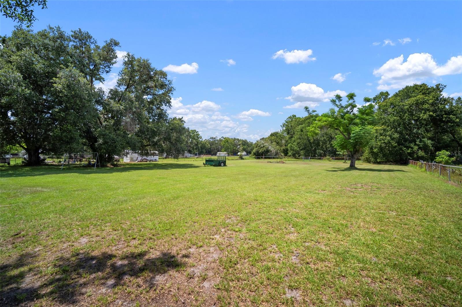 Listing photo id 49 for 12204 Begin Drive