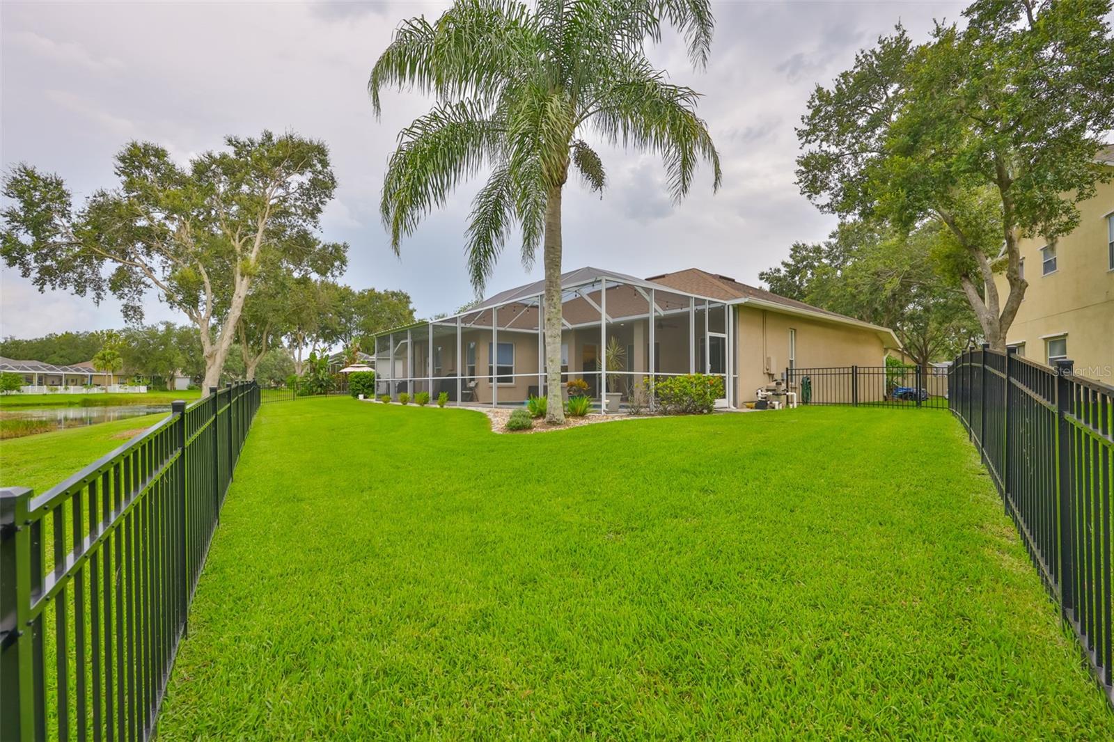 Image 10 of 52 For 8613 Herons Cove Place