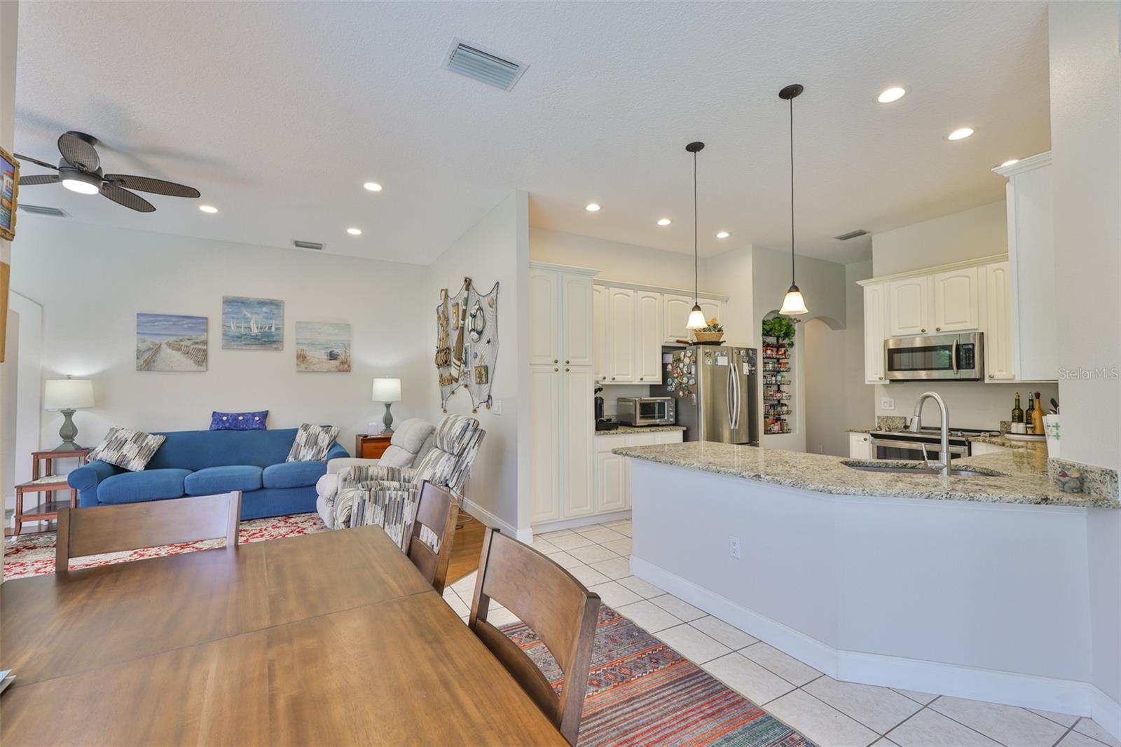 Image 24 of 52 For 8613 Herons Cove Place