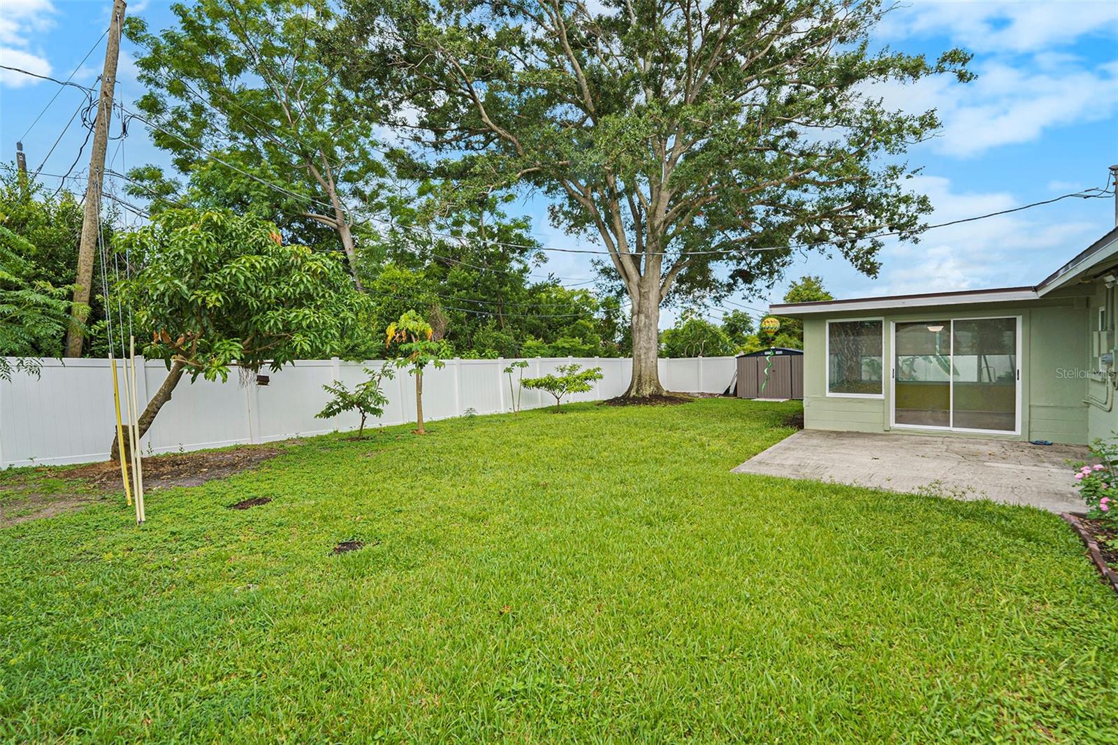Listing photo id 28 for 5216 30th Avenue N