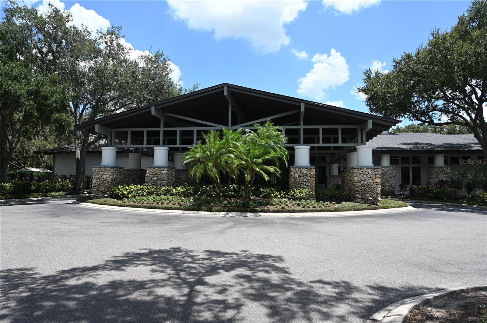 Listing photo id 50 for 5819 Bent Grass Drive
