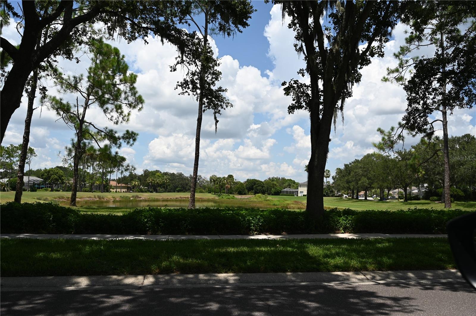 Listing photo id 65 for 5819 Bent Grass Drive