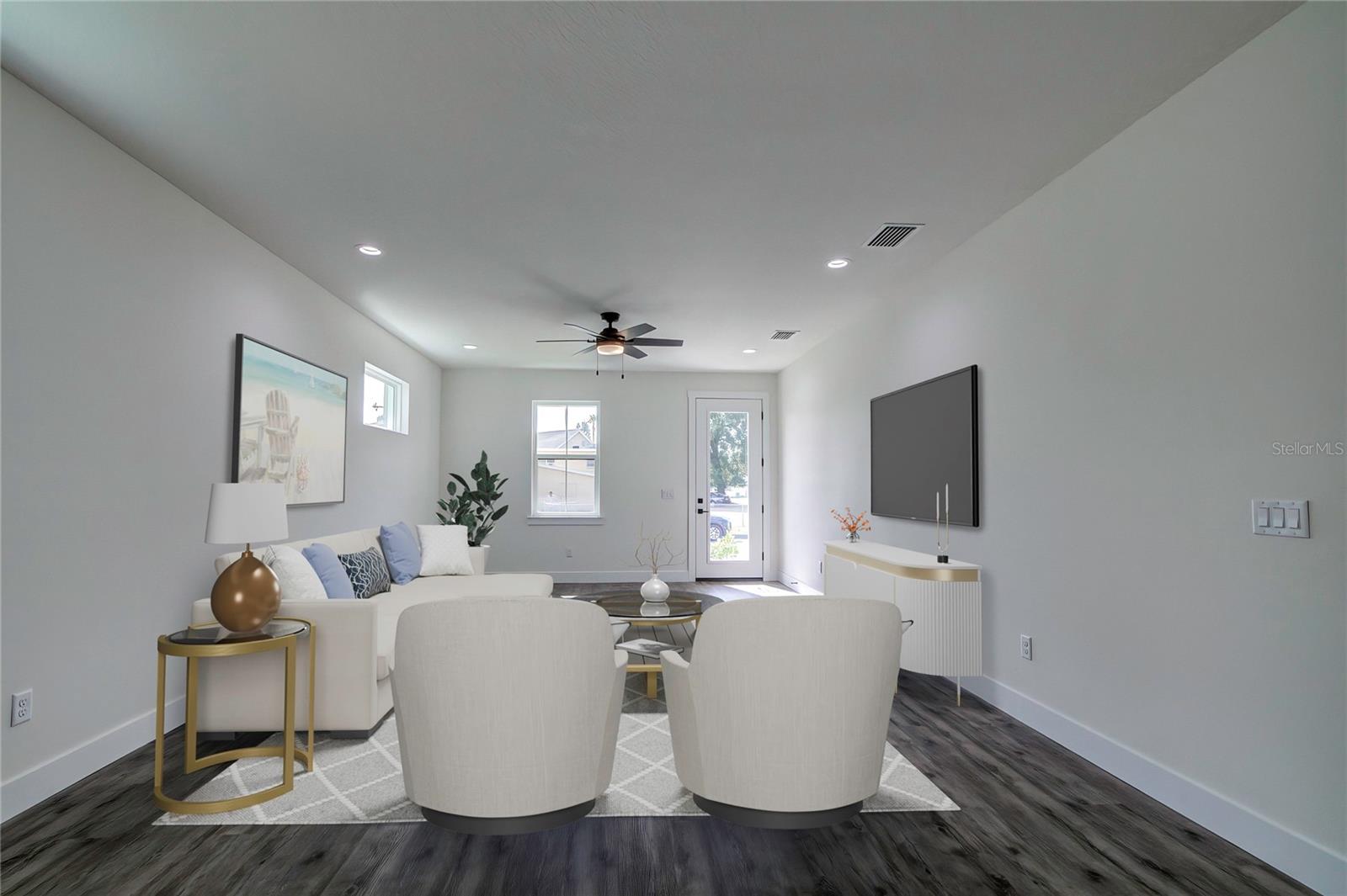 Image 6 of 41 For 2222 Clark Street