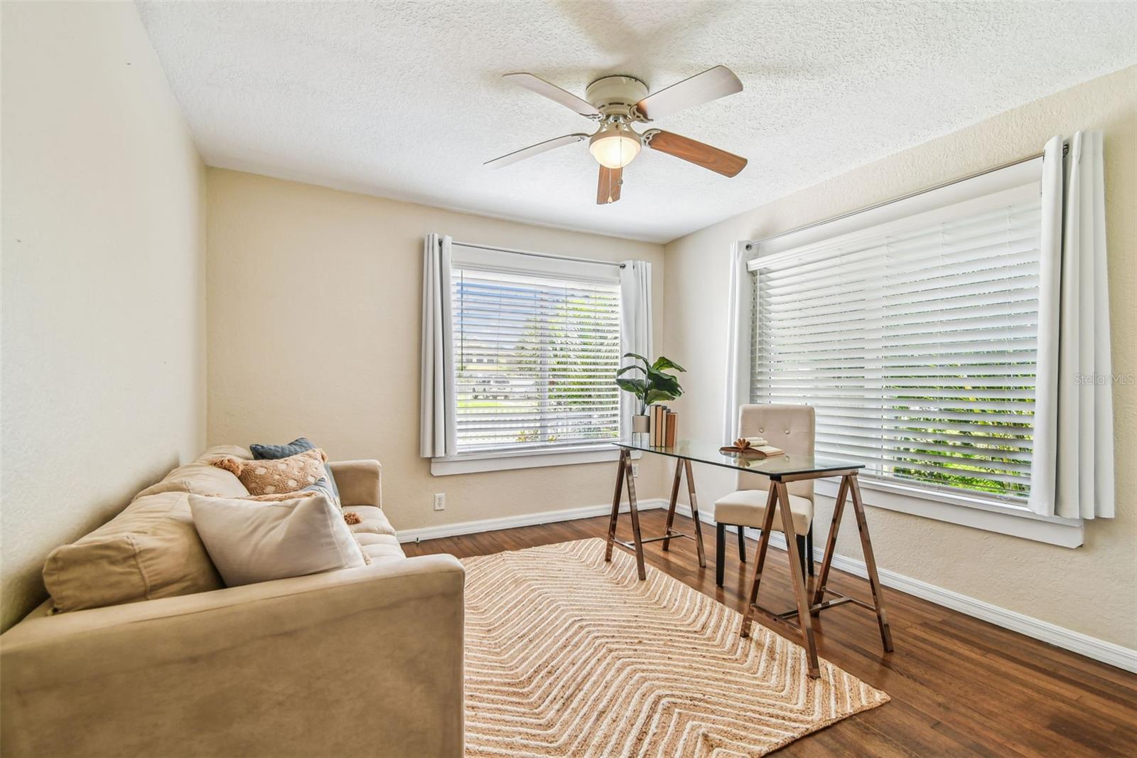 Image 17 of 62 For 1678 27th Avenue N