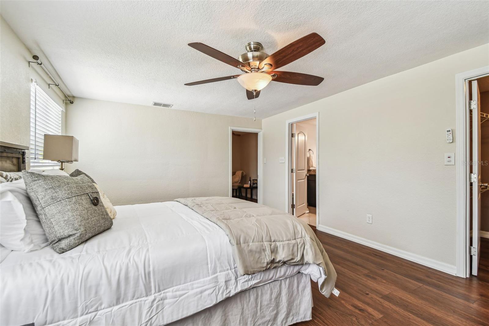 Image 45 of 62 For 1678 27th Avenue N