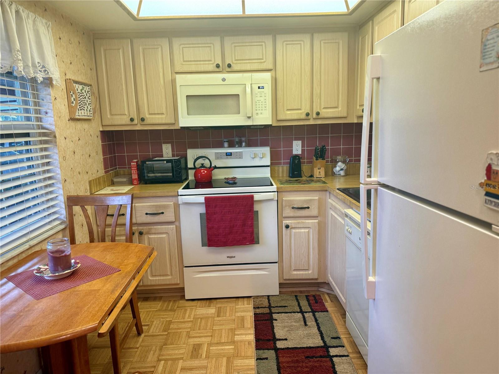 Image 3 of 37 For 601 Hercules Avenue 306