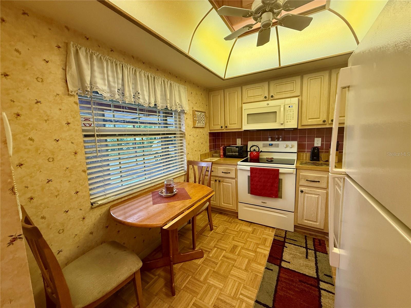 Image 7 of 37 For 601 Hercules Avenue 306
