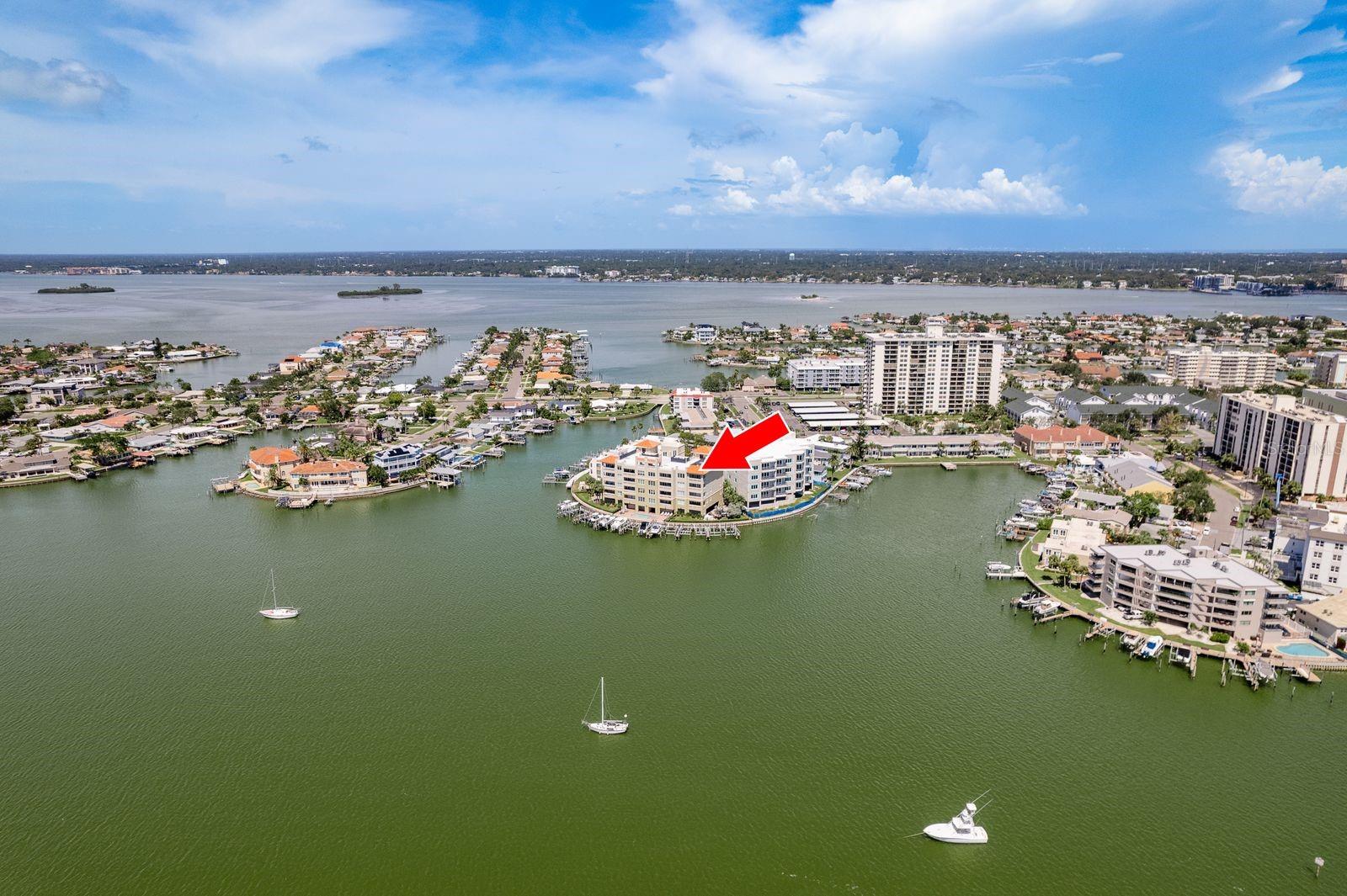 Image 3 of 56 For 200 Skiff Point 501