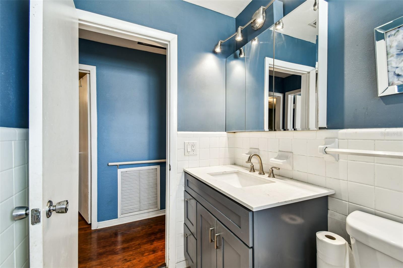 Image 24 of 86 For 8080 112th Street 301