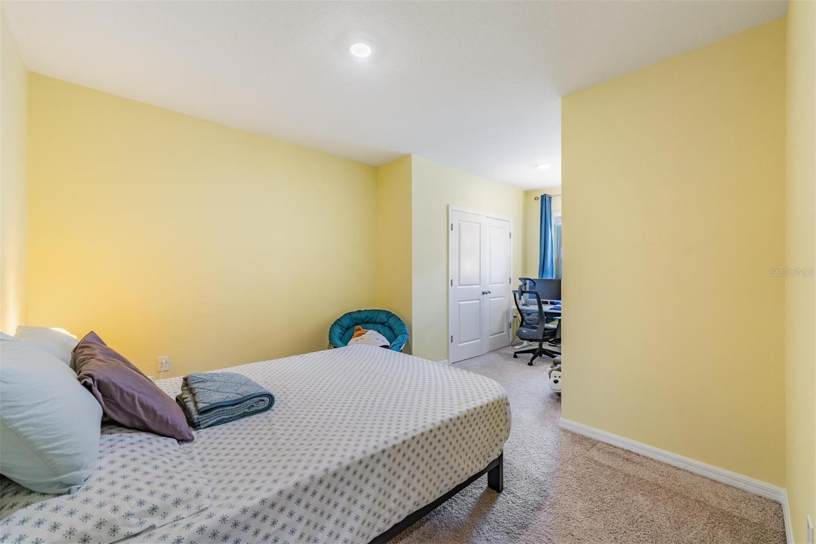 Image 17 of 27 For 3122 Pleasant Willow Court