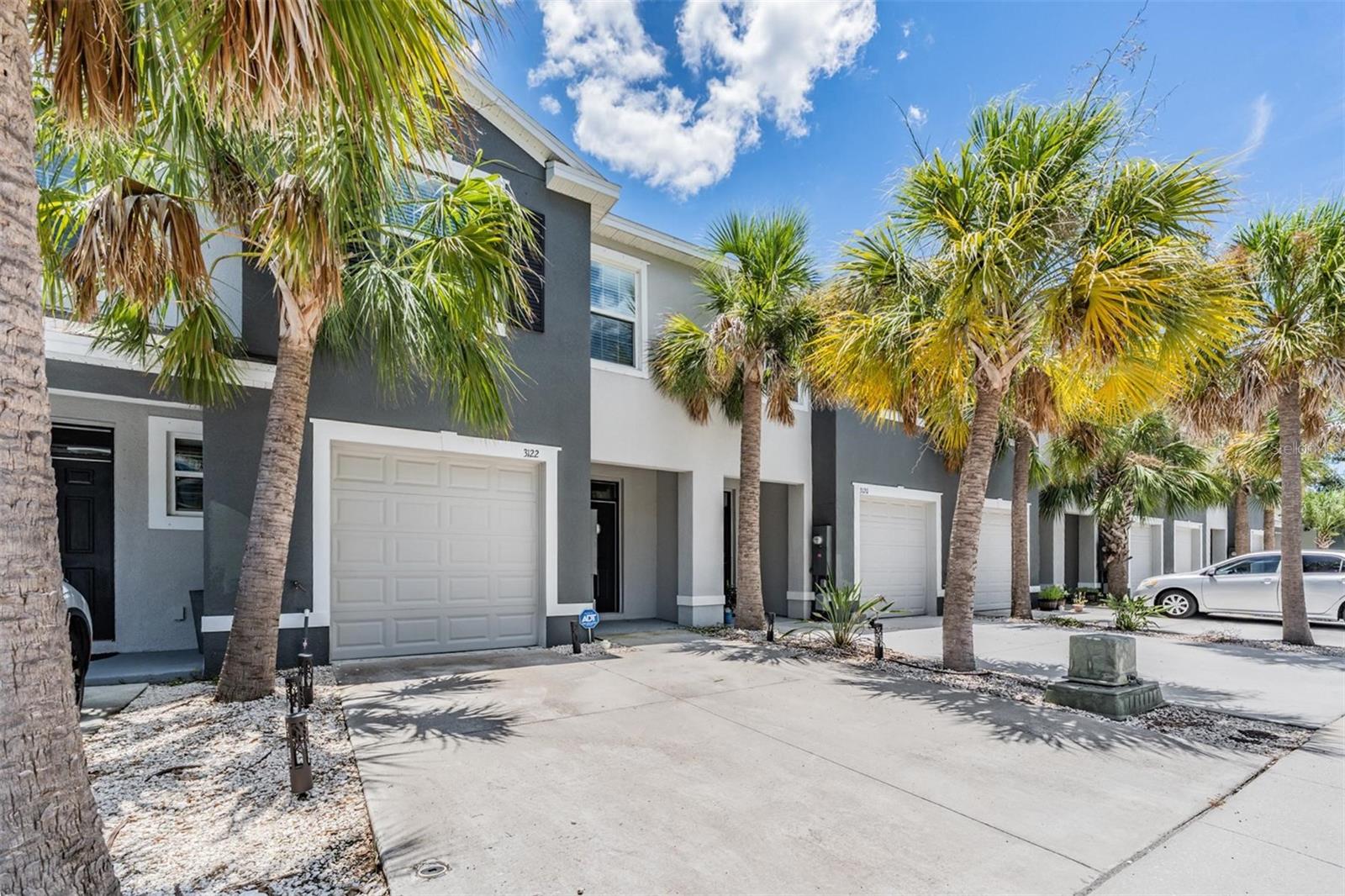 Image 19 of 27 For 3122 Pleasant Willow Court