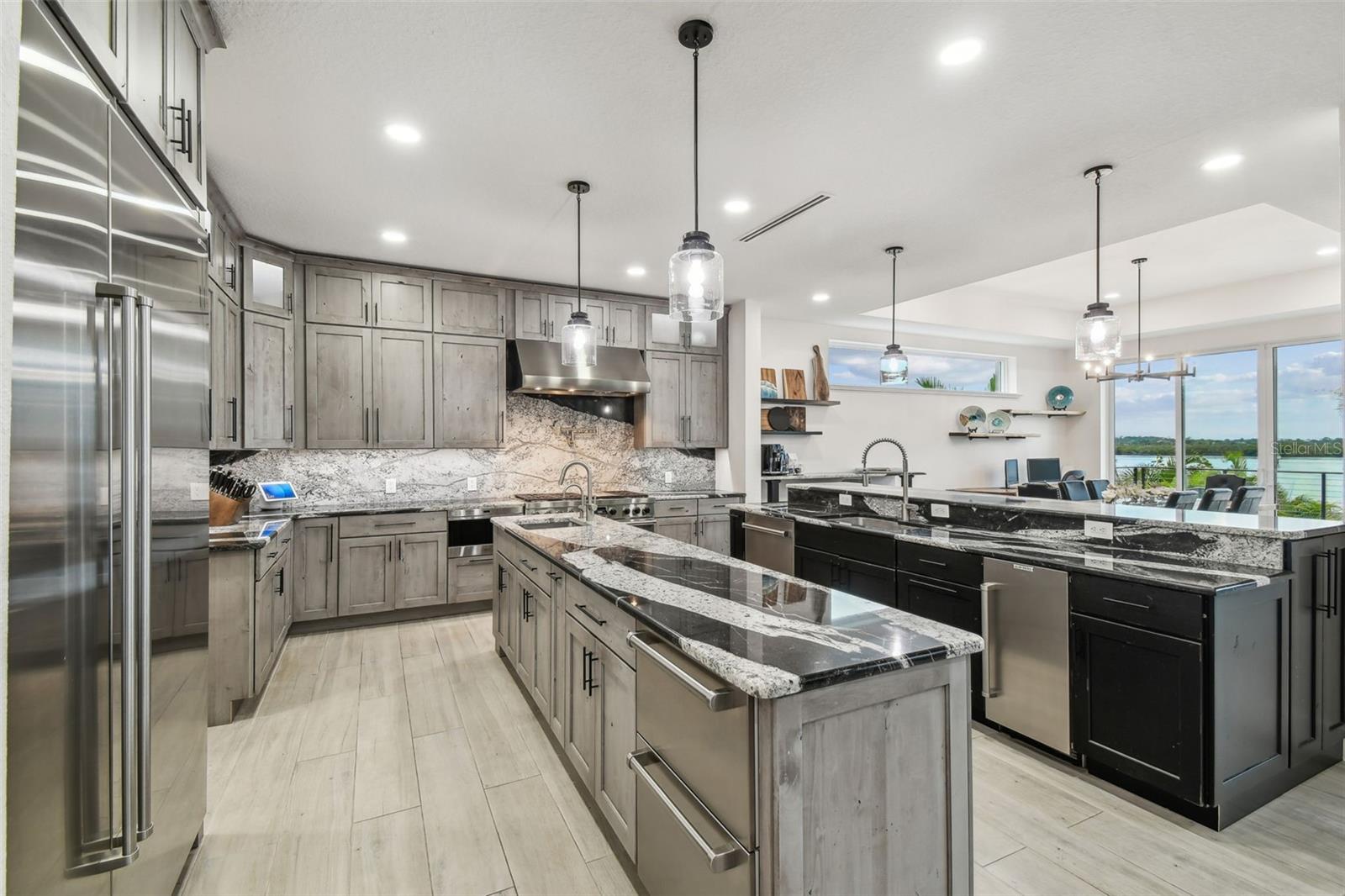Image 28 of 90 For 4508 Harborpointe Drive