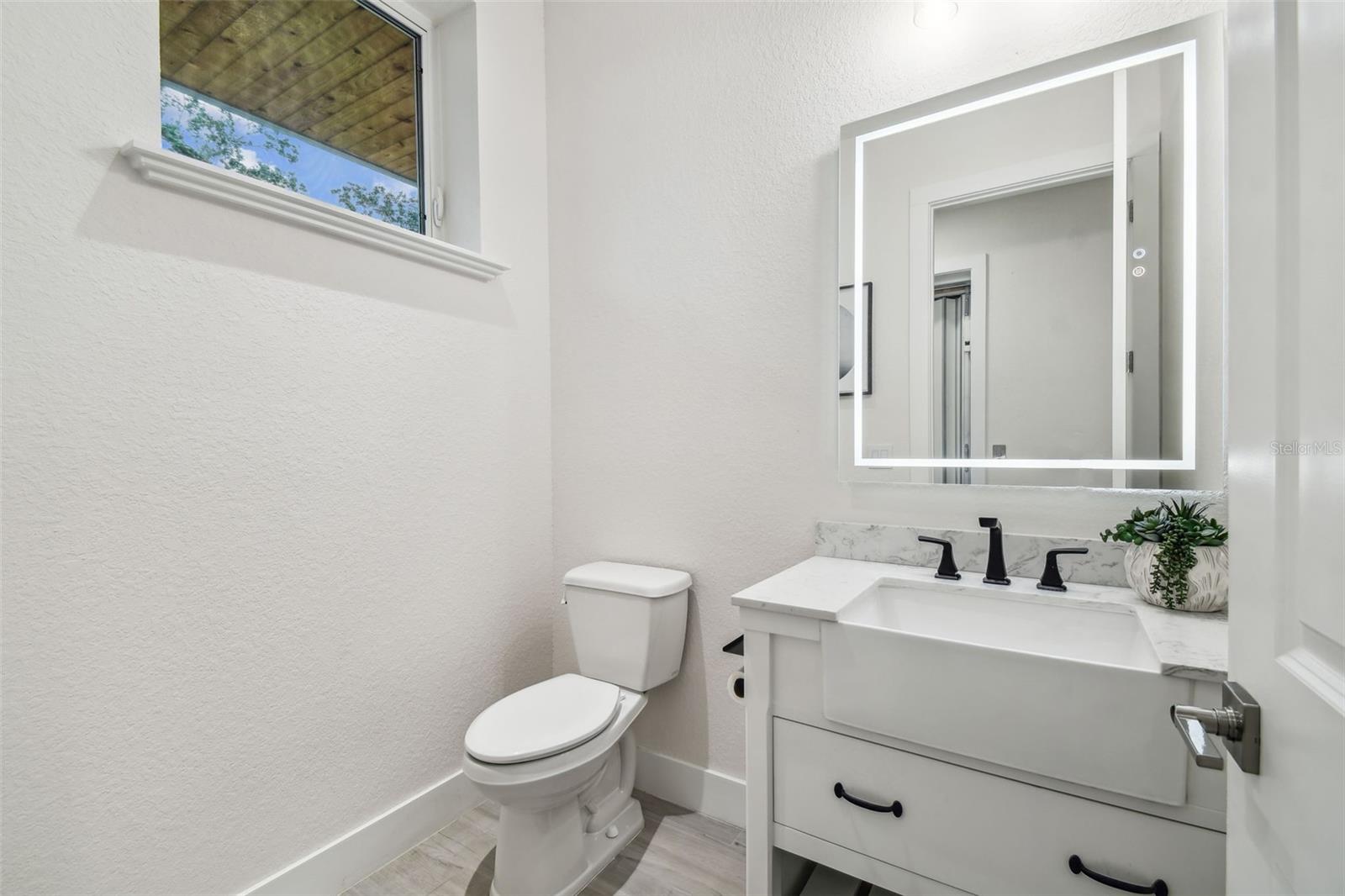 Image 51 of 90 For 4508 Harborpointe Drive