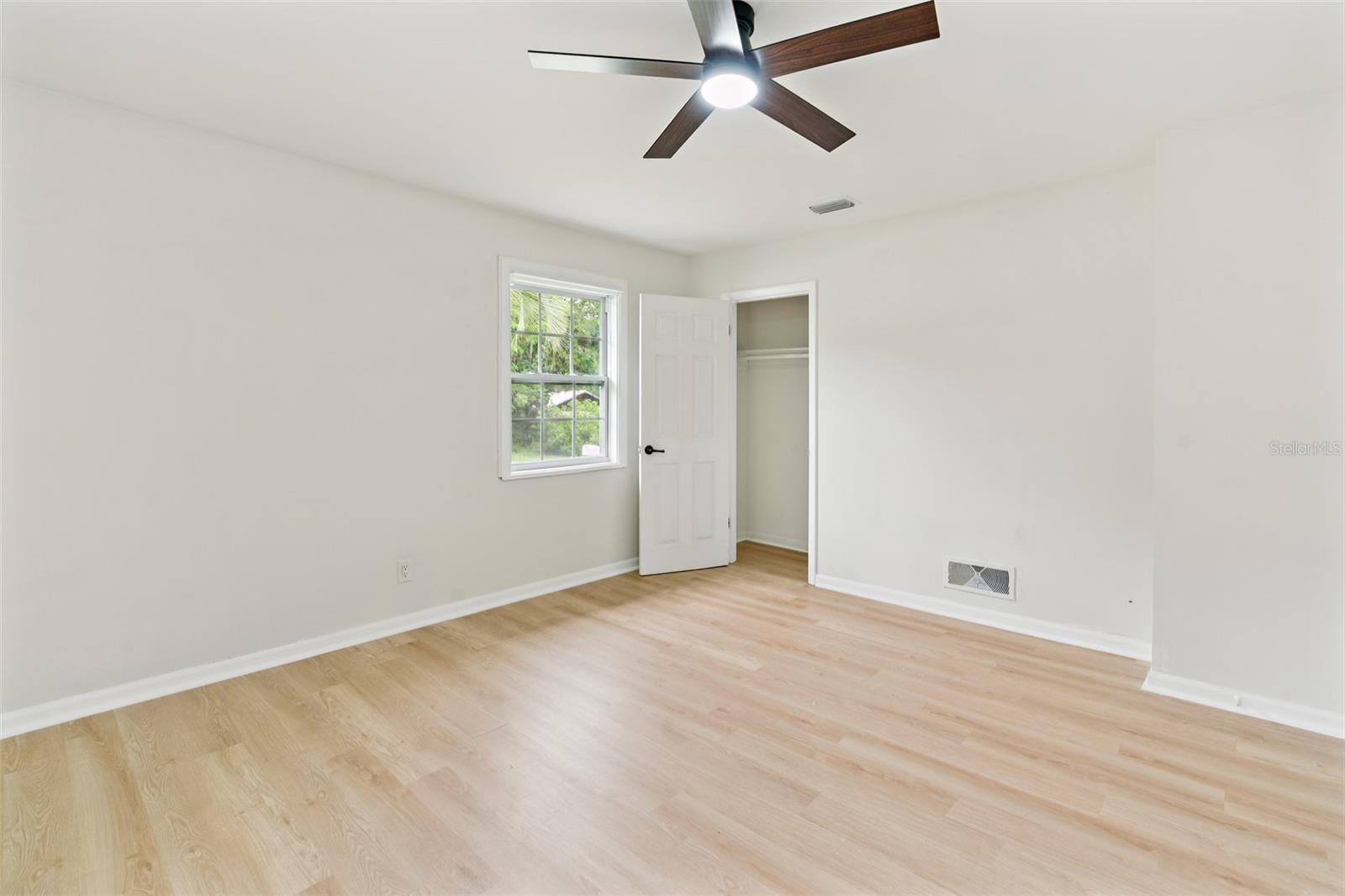 Image 18 of 24 For 5654 Poinciana Road