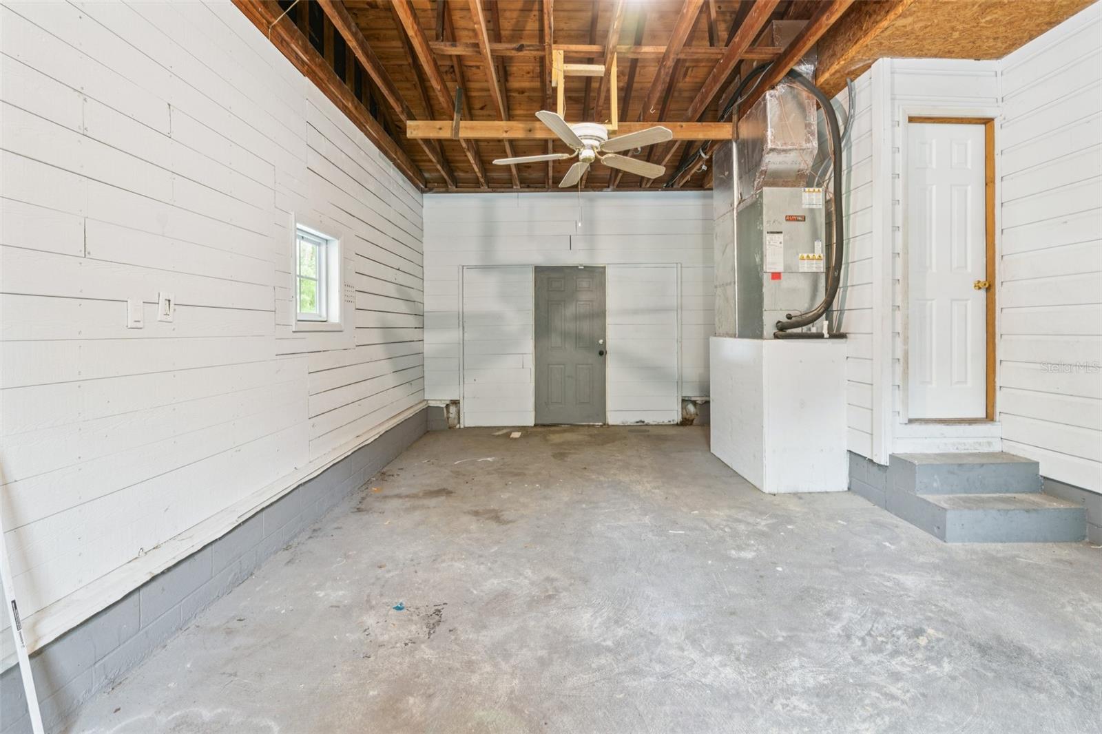 Image 23 of 24 For 5654 Poinciana Road