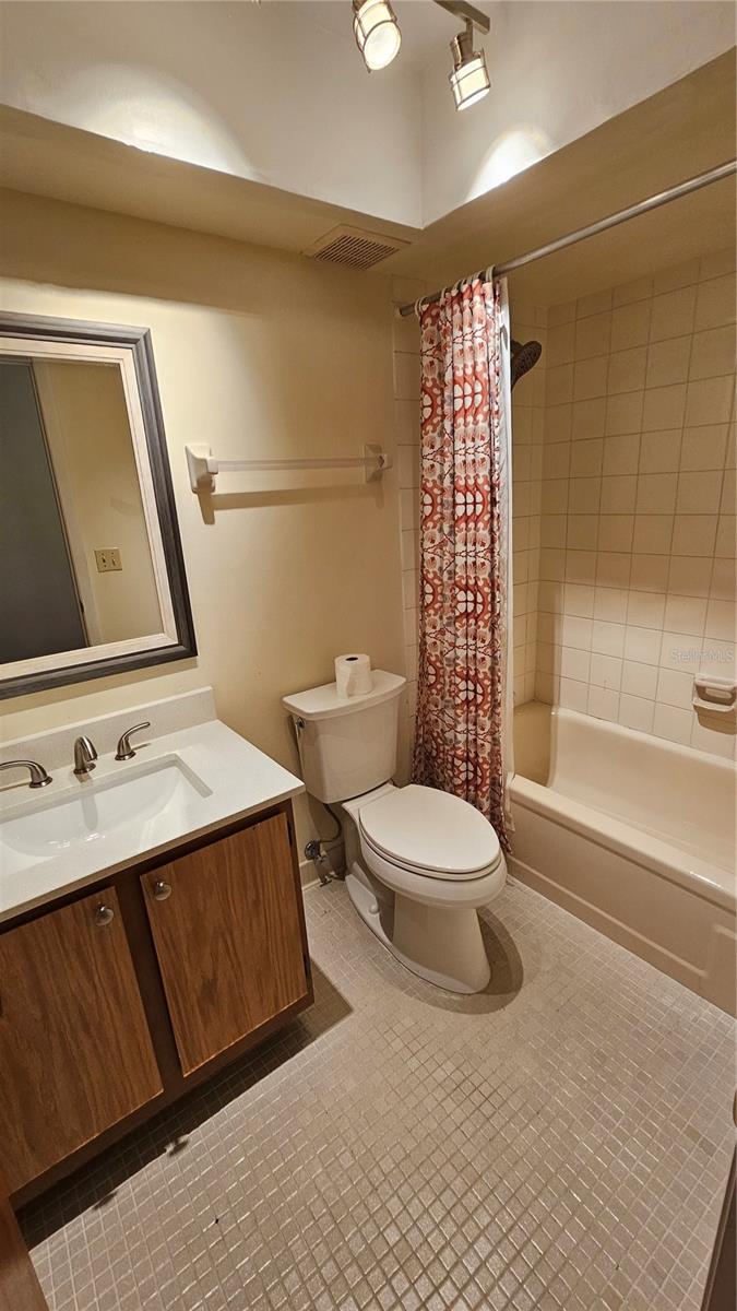 Image 29 of 32 For 28435 Trident Court