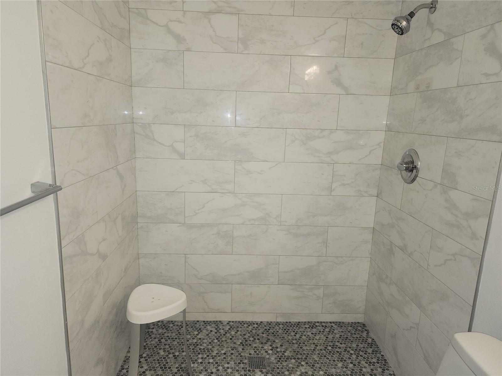 Image 26 of 27 For 1007 Bayshore Boulevard 107