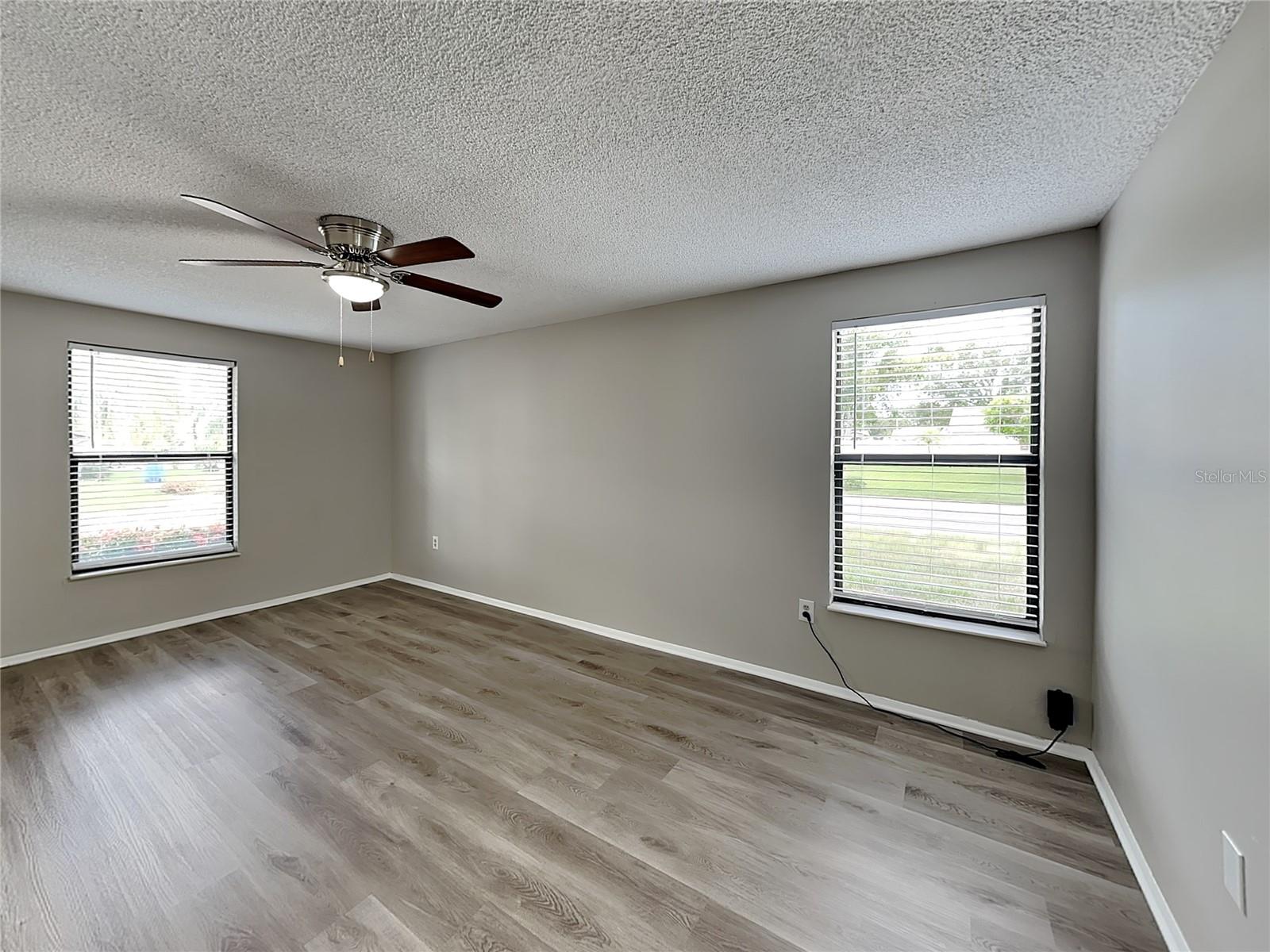 Image 10 of 16 For 6714 35th Avenue W