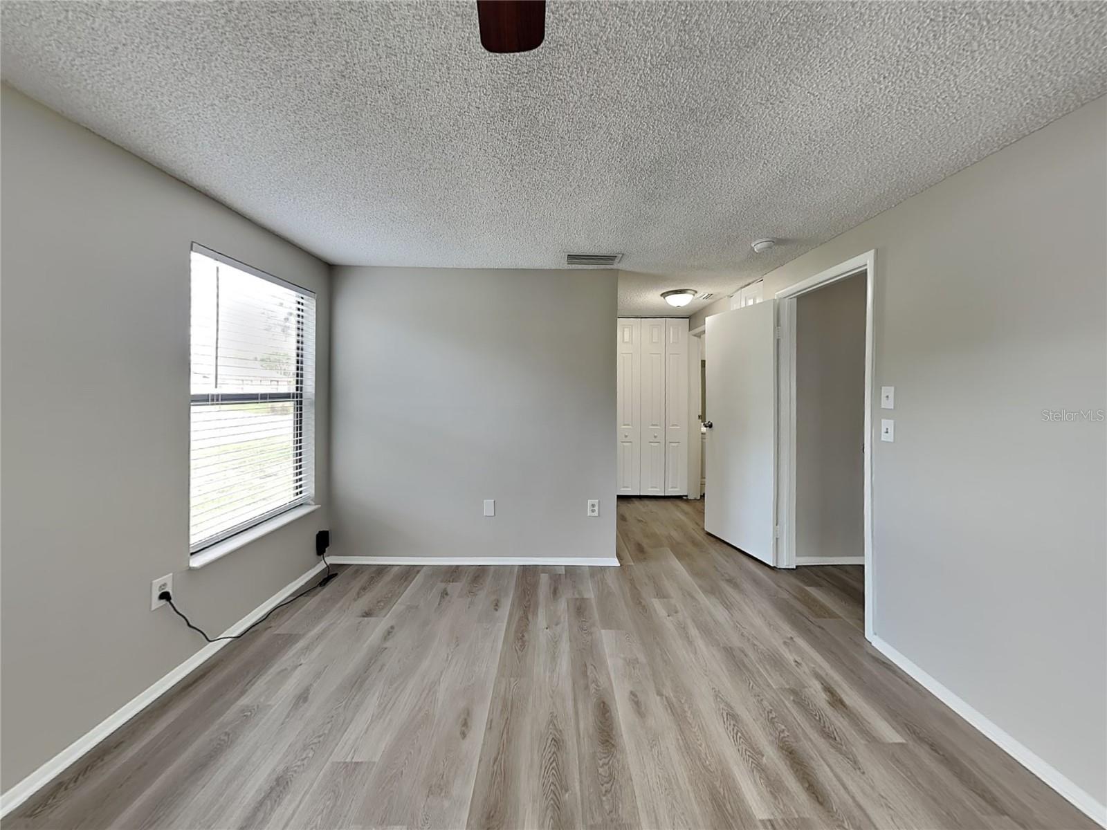 Image 8 of 16 For 6714 35th Avenue W