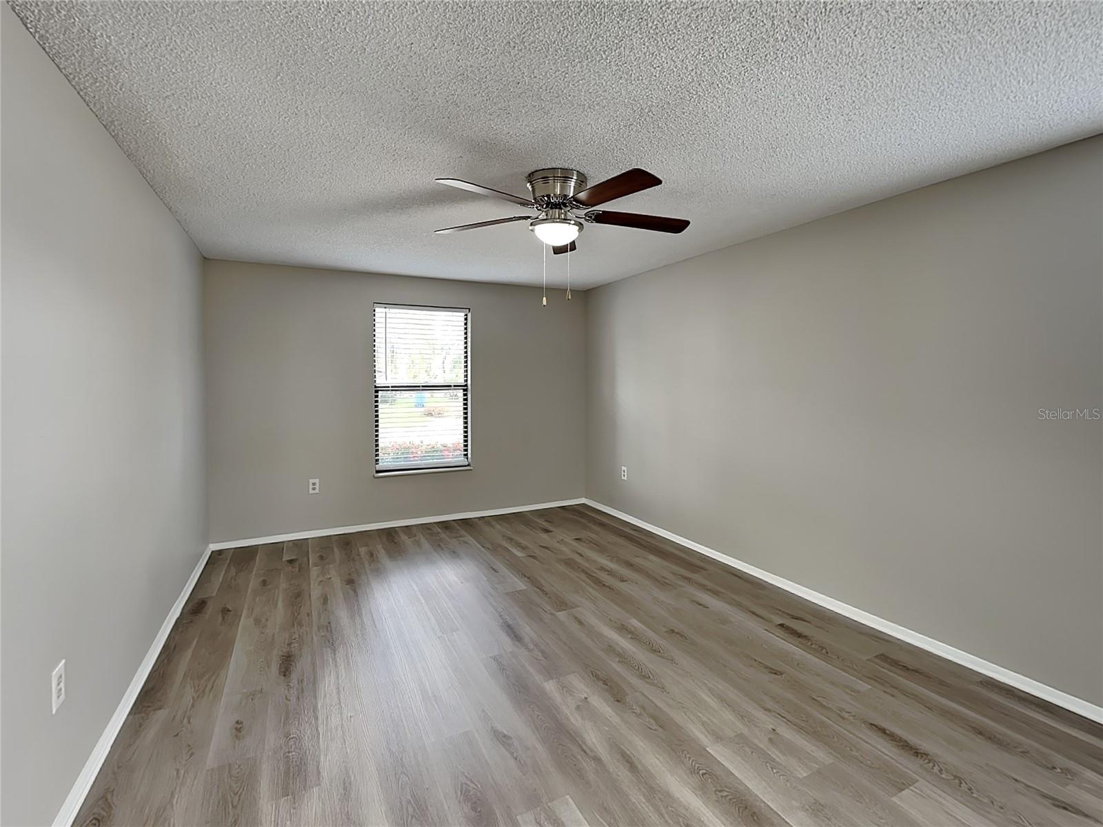 Image 9 of 16 For 6714 35th Avenue W