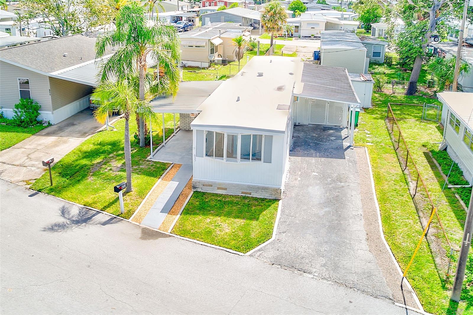 Image 33 of 39 For 6580 Seminole Boulevard 633