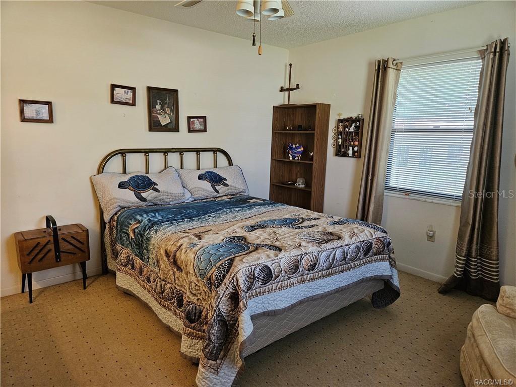 Image 20 of 37 For 7525 Fairview Court