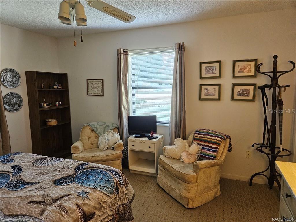 Image 22 of 37 For 7525 Fairview Court