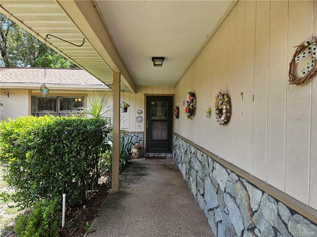Image 3 of 37 For 7525 Fairview Court