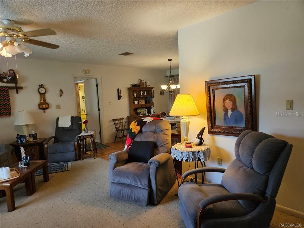 Image 8 of 37 For 7525 Fairview Court