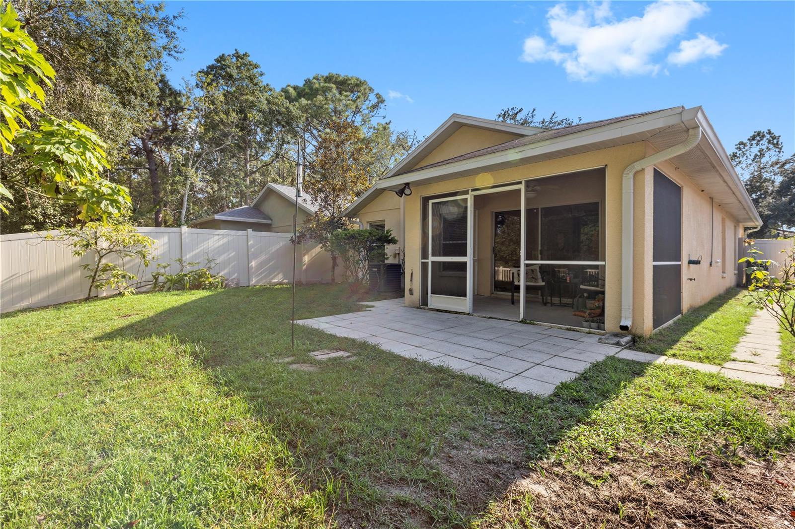 Image 33 of 44 For 7006 Kendall Heath Way