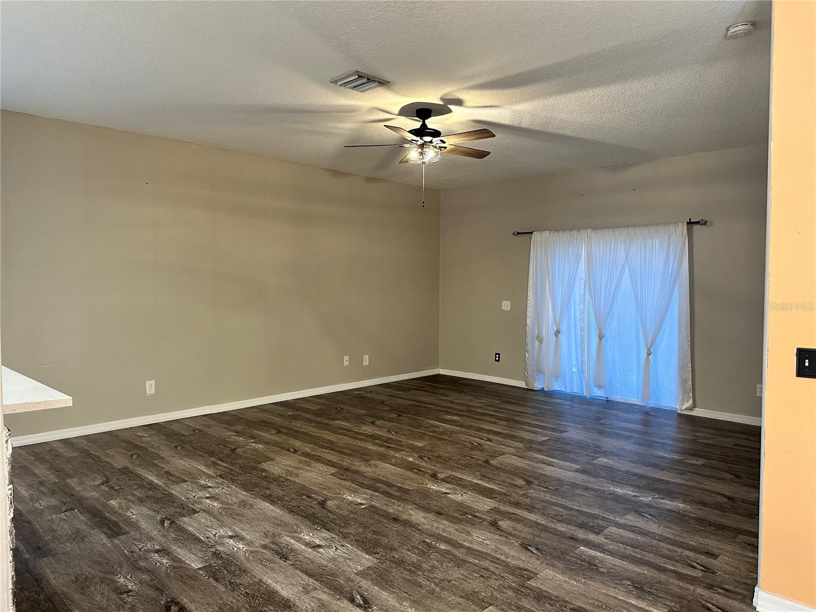 Image 16 of 22 For 1608 Rydell Lane