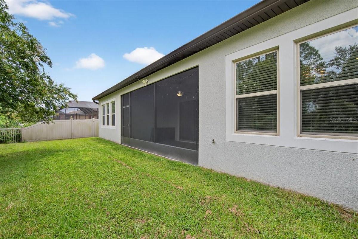 Listing photo id 29 for 2781 Hilliard Drive