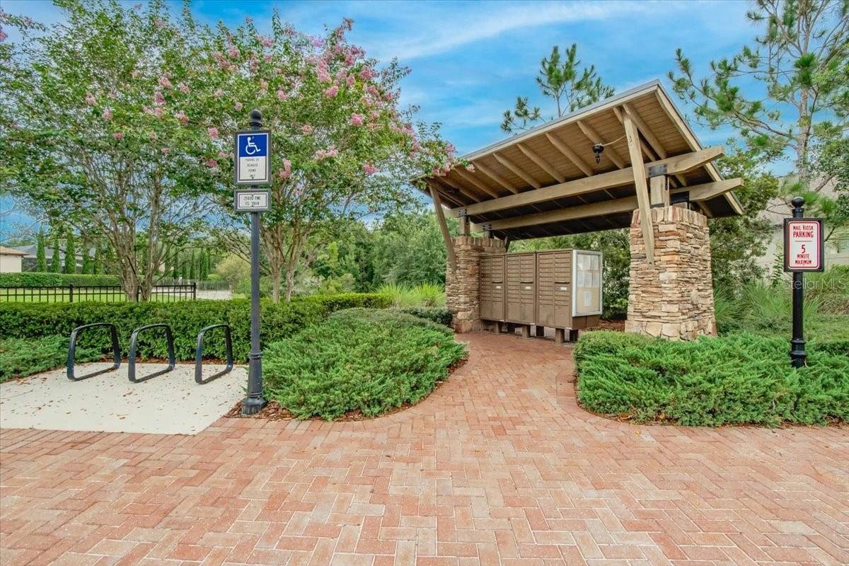 Listing photo id 34 for 2781 Hilliard Drive