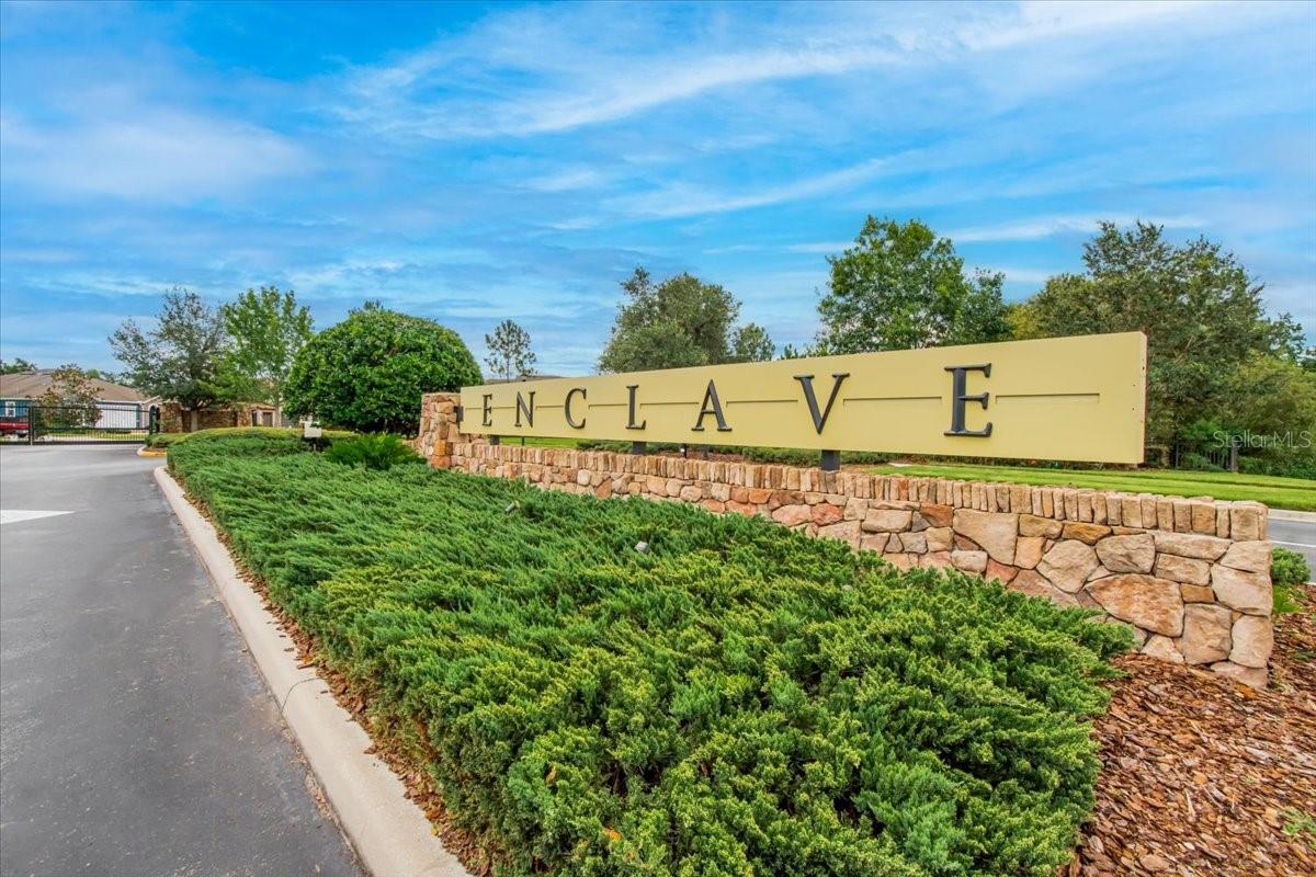 Listing photo id 35 for 2781 Hilliard Drive