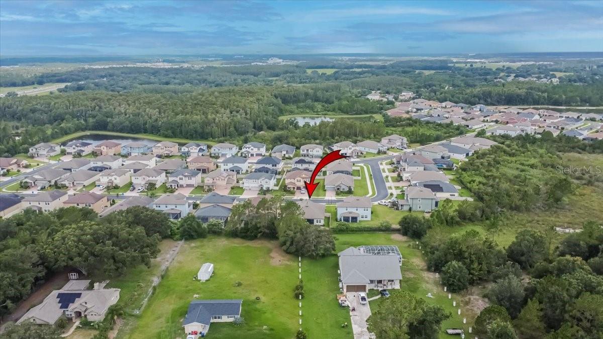 Listing photo id 37 for 2781 Hilliard Drive