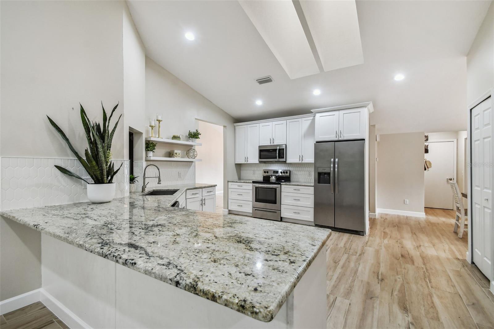 Image 18 of 68 For 90 Camelia Court