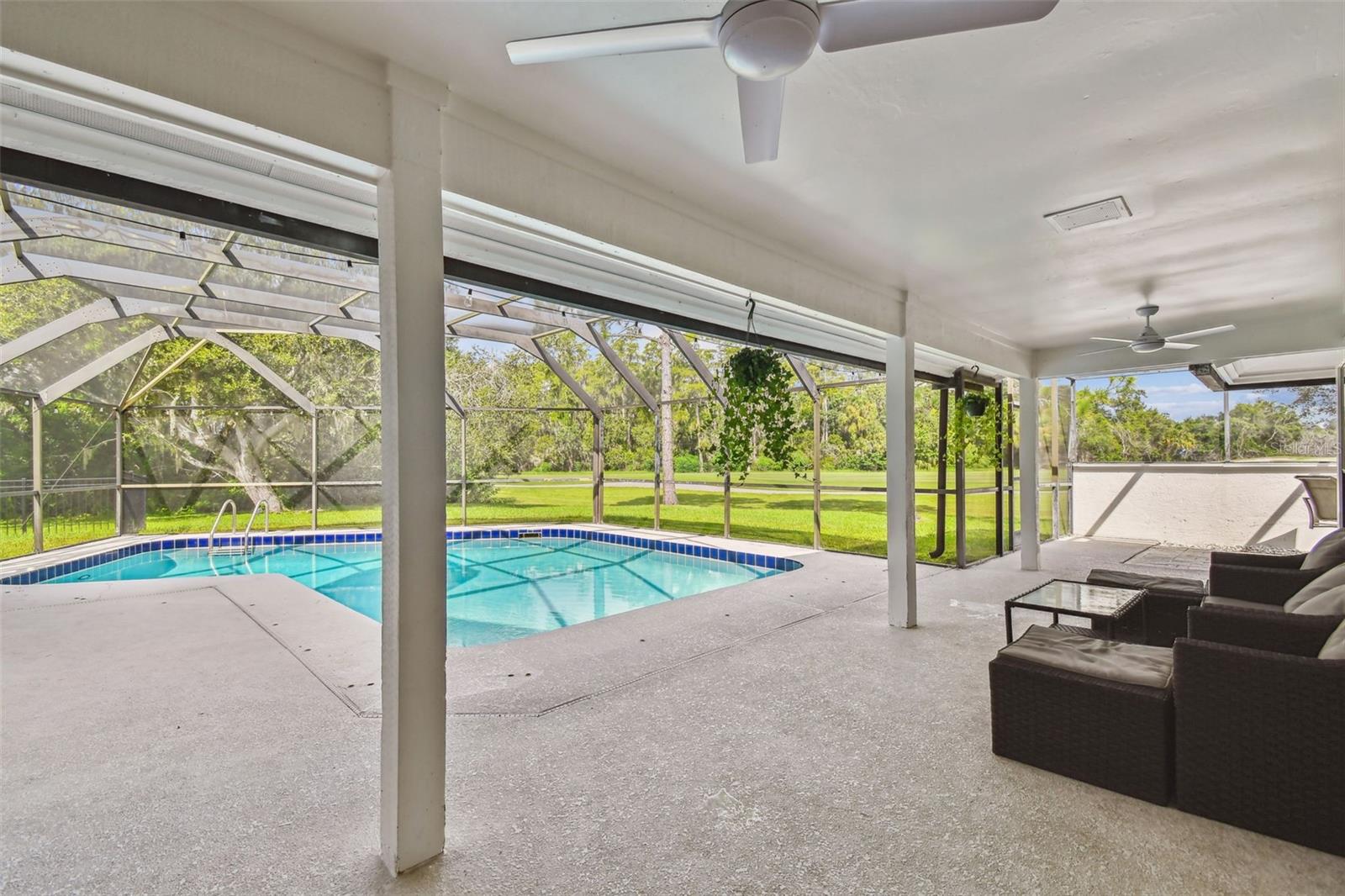 Image 3 of 68 For 90 Camelia Court
