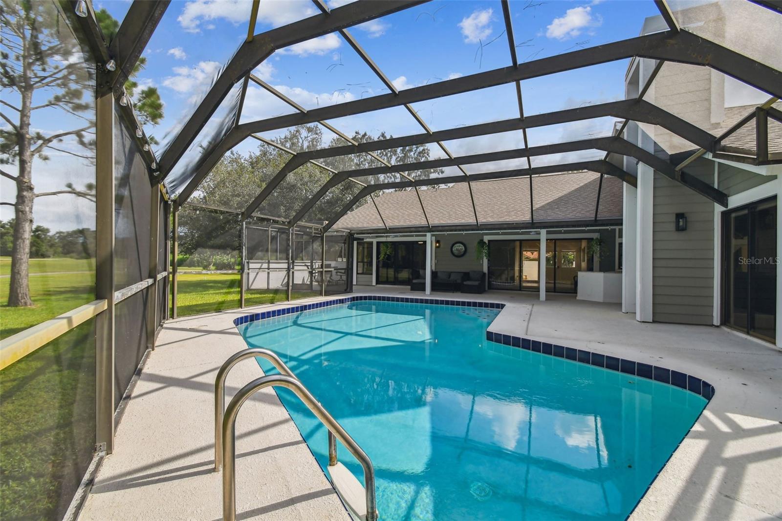 Image 41 of 68 For 90 Camelia Court