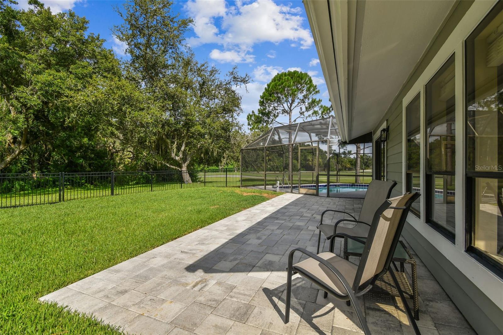 Image 43 of 68 For 90 Camelia Court