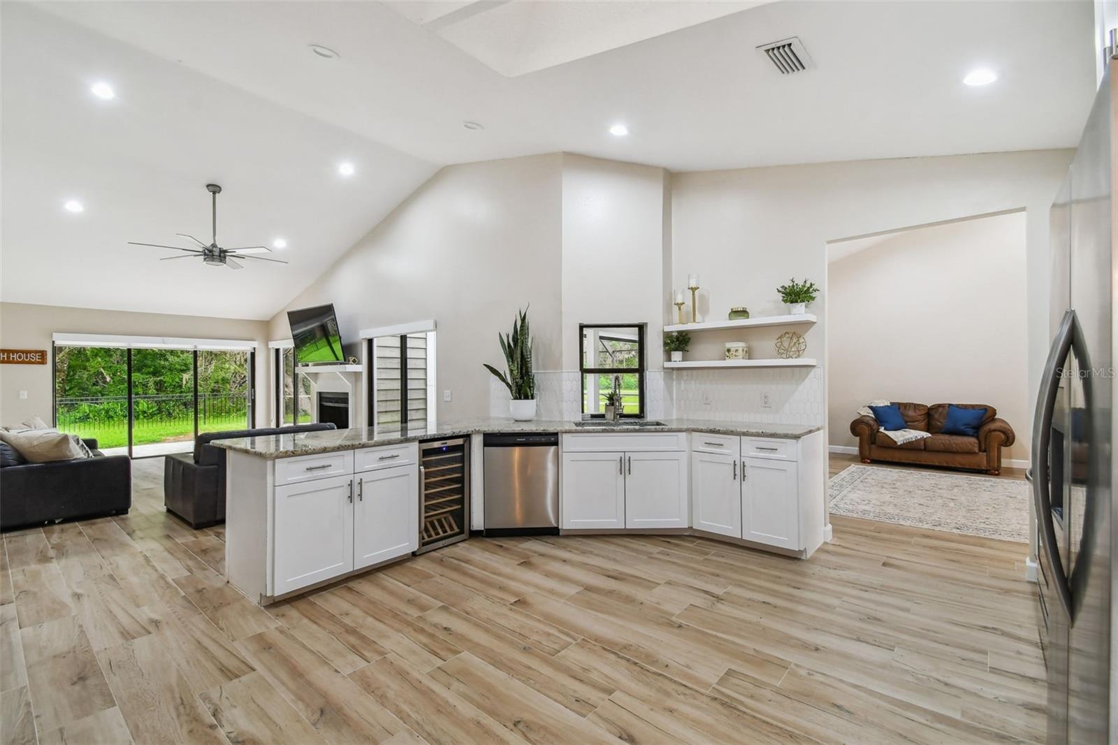 Image 6 of 68 For 90 Camelia Court
