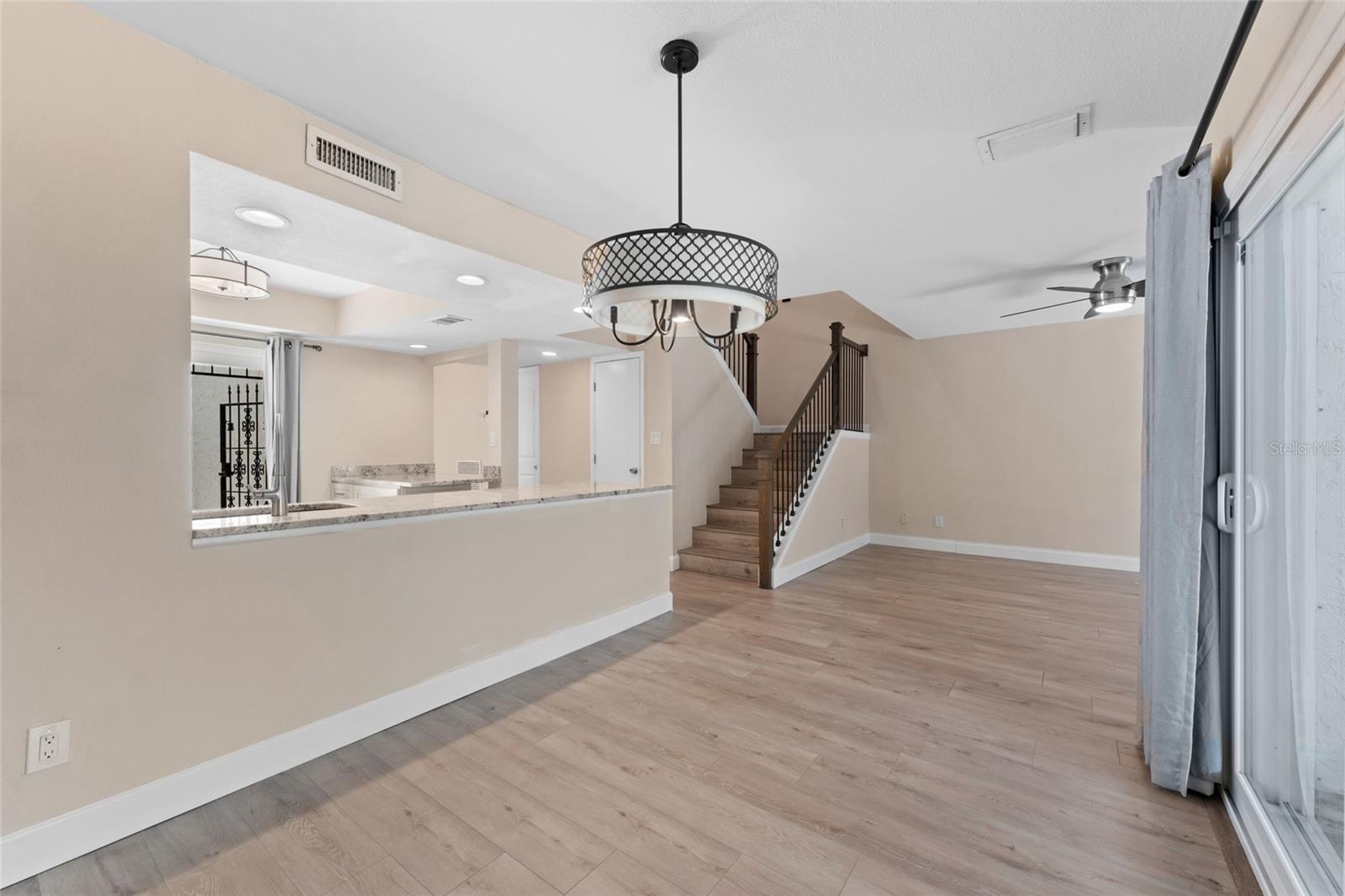 Image 13 of 45 For 4316 Sunray Court 34