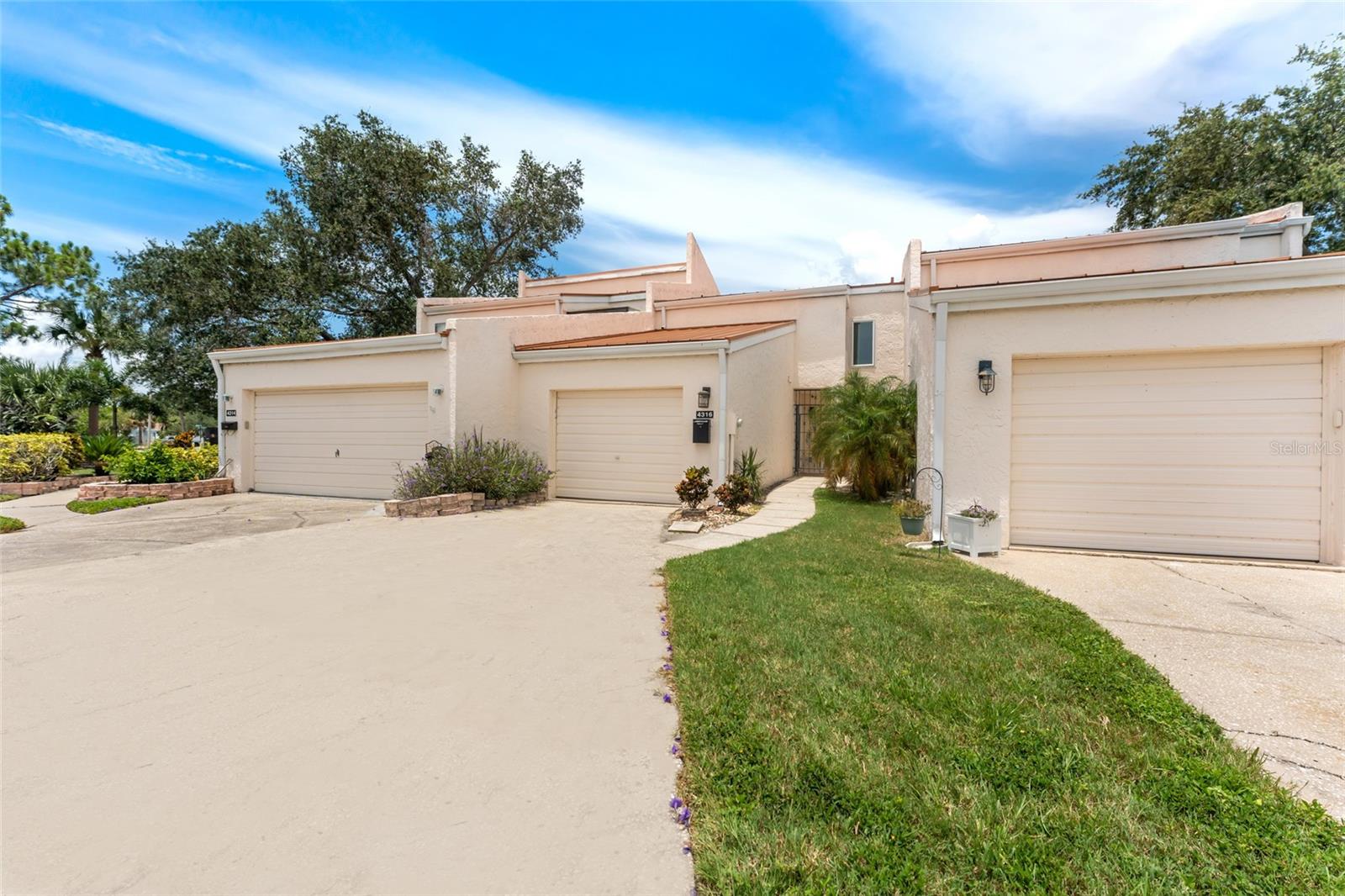 Image 2 of 45 For 4316 Sunray Court 34