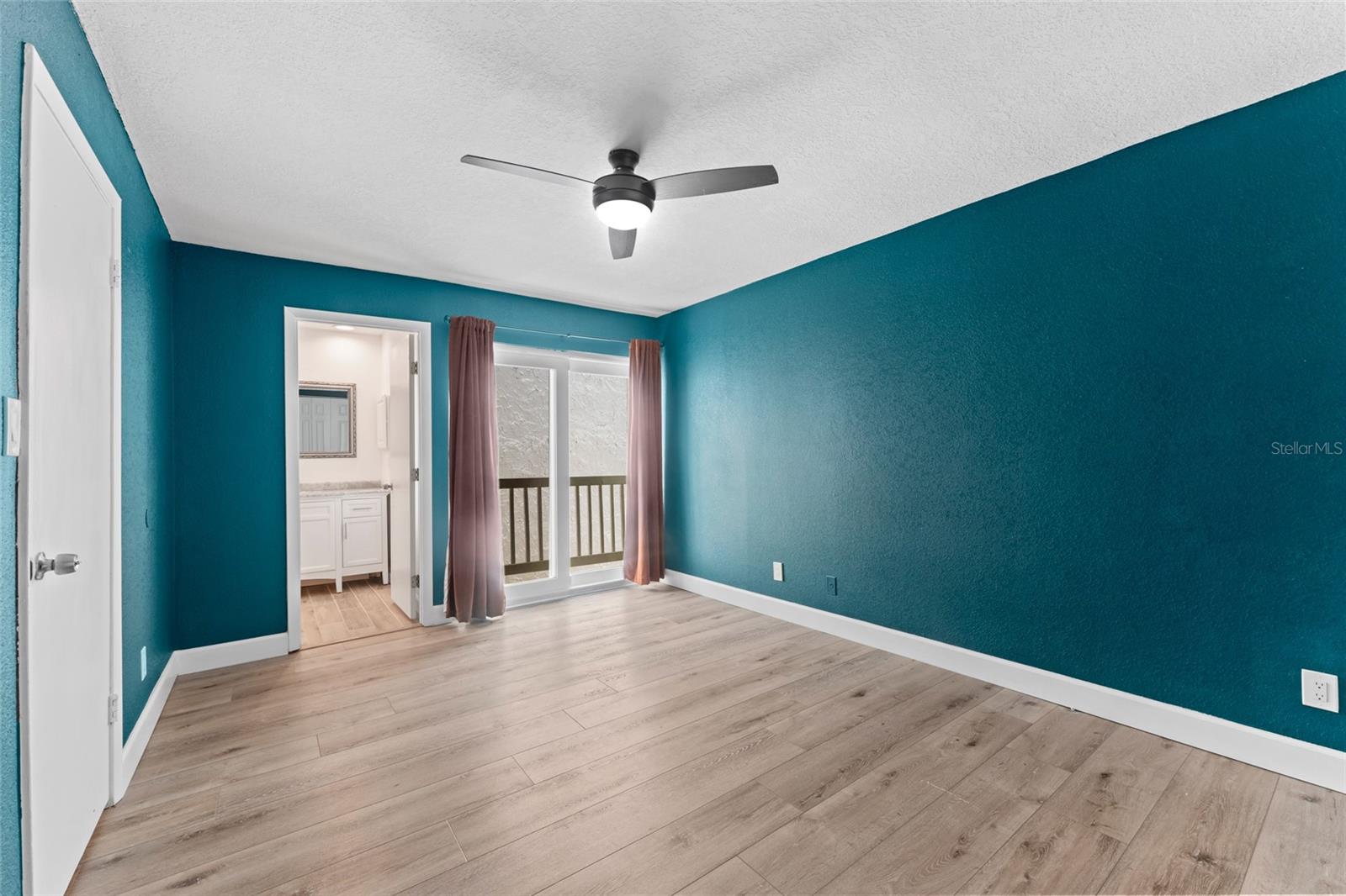 Image 23 of 45 For 4316 Sunray Court 34