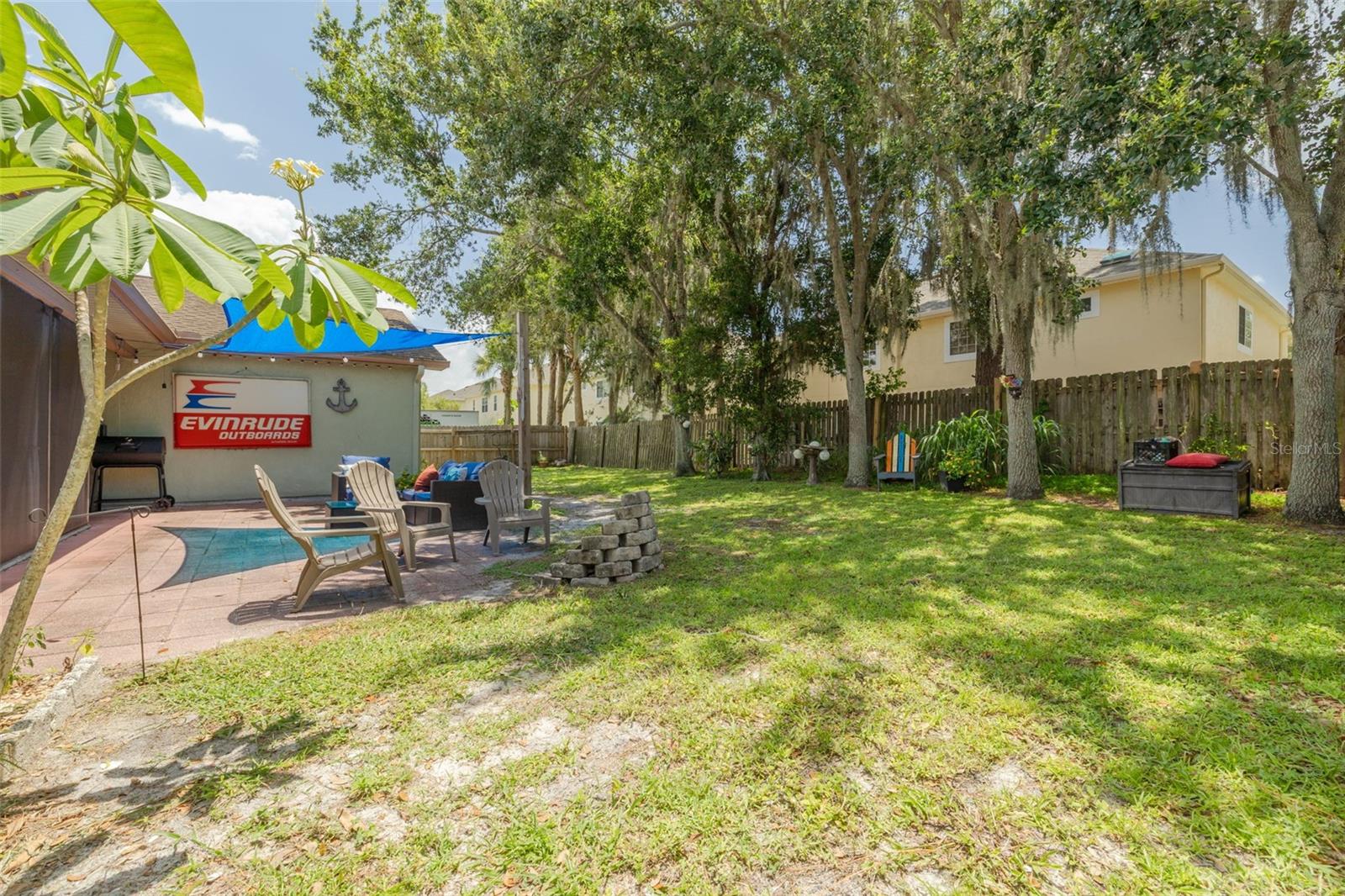 Image 32 of 43 For 2232 Colonial Boulevard W