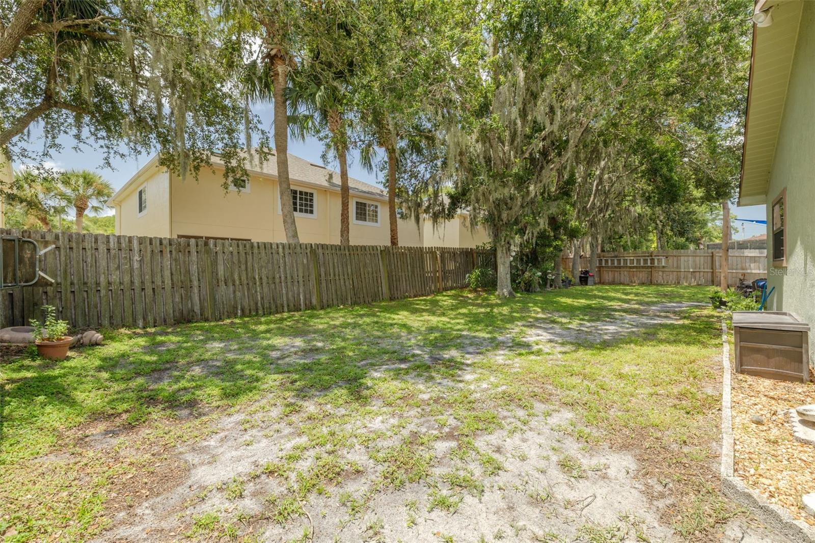 Image 35 of 43 For 2232 Colonial Boulevard W
